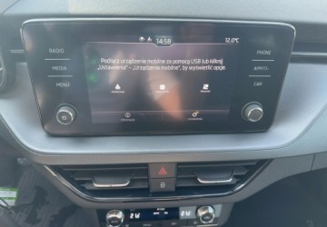 Skoda Kamiq Crossover 1.0 TSI 110KM 2023 Skoda Kamiq 1.0 TSI 110 KM 6 bieg . manual Ambition Benzyna 110KM, zdjęcie 17