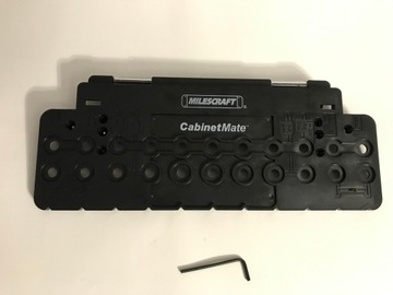 Шаблон для сверления полки CabinetMate Milescraft 1316