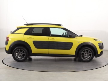 Citroen C4 Cactus Crossover 1.2 PureTech 82KM 2016 Citroen C4 Cactus 1.2 PureTech, Salon Polska, zdjęcie 5