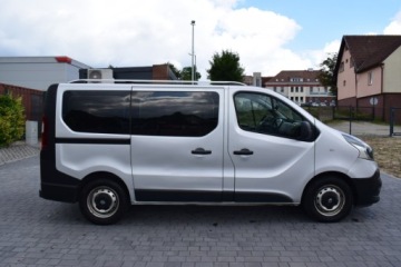 Renault Trafic III Furgon 1.6 dCi 95KM 2017 Renault Trafic 1.6 DCI, 9-OSOBOWY, Rodzinny, Komfortowy, 6-Biegow, Zarejes, zdjęcie 5