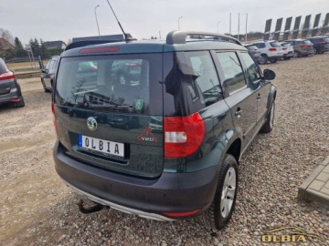 Skoda Yeti Minivan 1.8 TSI 4x4 160KM 2009 Skoda Yeti 4x4, Hak, Nawigacja 1.8 Benzyna 160KM, zdjęcie 9