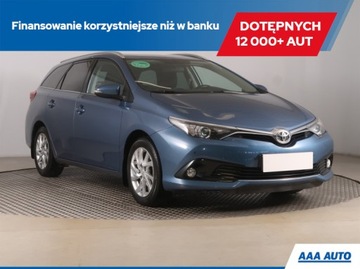 Toyota Auris II Touring Sports Facelifting 1.6 Valvematic 132KM 2016 Toyota Auris 1.6 Valvematic, Salon Polska