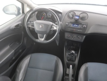 Seat Ibiza IV Hatchback 5d Facelifting 1.2 70KM 2013 Seat Ibiza 1.2 12V, Klima, Tempomat,ALU, zdjęcie 6