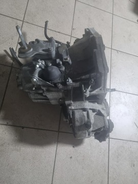 FIAT BRAVO 1.9 JTD SKŘÍŇ ŘAZENÍ