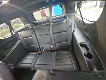 Chevrolet Suburban GMT900 2023 Chevrolet Suburban High Country 3LZ 2023 6.2l 6.2 Benzyna 420KM, zdjęcie 13