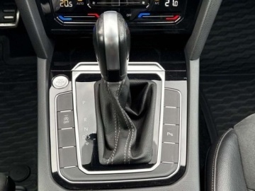 Volkswagen Arteon Fastback Facelifting 2.0 TSI 190KM 2021 Volkswagen Arteon Shooting Brake TSI 190KM R-Line Keyless Light Assist, zdjęcie 22