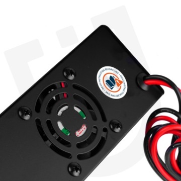 МИКРОПРОЦЕССОРНЫЙ ВЫПРЯМИТЕЛЬ 6–12 В 15 А ЗАРЯДНОЕ УСТРОЙСТВО WUBER