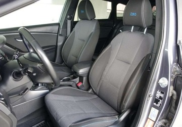 Hyundai i30 II Wagon Facelifting 1.6 CRDi 110KM 2016 Hyundai i30 1.6 CRDi 110KM/Podgrz.fotele/ Tylne, zdjęcie 13