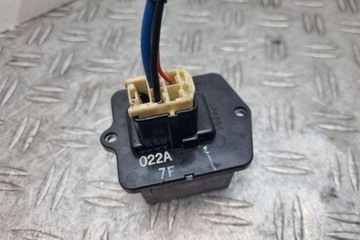 RELÉ VENTILÁTOR RADIÁTORU PEUGEOT 4007 (GP_) 022A 2.2L DIESEL