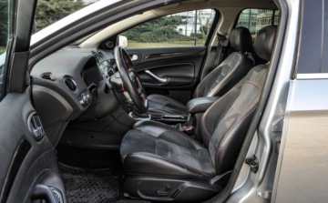 Ford Mondeo IV Kombi 2.0 Duratorq TDCi DPF 140KM 2010 Ford Mondeo 2,0TDCI Automat Alcantara Pakiet ST 2.0 Diesel 140KM, zdjęcie 6