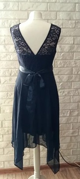 Платье с кружевом и асимметричным подолом М