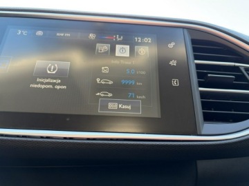 Peugeot 308 II 2014 Peugeot 308 hatchback 1.6 HDI 120 KM Nawigacja Hak, zdjęcie 19