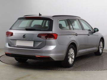 Volkswagen Passat B8 Variant Facelifting 1.5 TSI EVO 150KM 2020 VW Passat 1.5 TSI, Salon Polska, Automat, Navi, zdjęcie 4