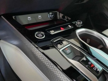 Audi A6 C8 Limousine Plug-In Facelifting 2.0 50 TFSI e 299KM 2025 AUDI A6 e-Hybrid quattro Sedan (299 KM) 2025, zdjęcie 10