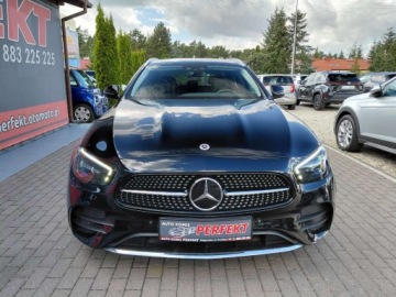 Mercedes Klasa E W213 Kombi Facelifting 2.0 E220d 194KM 2022 Mercedes-Benz Klasa E AMG Line Automat Kamera przod i tyl Full LED 2.0, zdjęcie 1