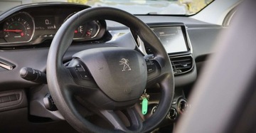 Peugeot 208 I Hatchback 3d 1.0 PureTech 68KM 2015 Peugeot 208 (Nr.182) 1.0 Benzyna Klimatyzacja Tempomat Parktronik Gwarancja, zdjęcie 9