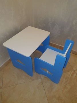 ДЕРЕВЯННЫЙ ДЕТСКИЙ СТОЛ И СТУЛ НОВЫЙ