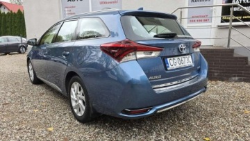 Toyota Auris II Touring Sports Facelifting 1.8 Hybrid 136KM 2017 Toyota Auris 1,8 benzyna Hybryda 136 KM automat Salon Polska II wlasciciel, zdjęcie 4