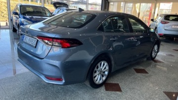 Toyota Corolla XII Sedan Facelifting 1.5 VVT-i 125KM 2023 Toyota Corolla 1.5 Benzyna 125 km tylko 32 tys. przebiegu 1.5 Benzyna 125KM, zdjęcie 22