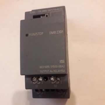 SIEMENS LOGO! DM8 230R 6ED1055-1FB00-0BA2 6ED1 055-1FB00-0BA2 1FB000BA2