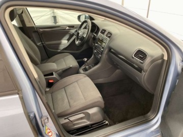 Volkswagen Golf VI Hatchback 5d 1.4 TSI 122KM 2009 Volkswagen Golf 1.4 Benzyna 122KM, zdjęcie 10