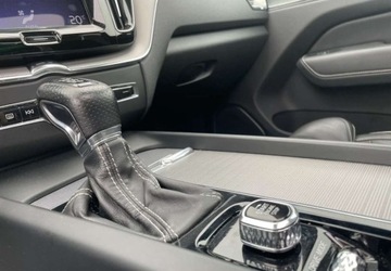 Volvo XC60 II Crossover T4 190KM 2019 Volvo XC 60 RDESIGN T4 /Dark /HeadUP /Harmann /Panorama *SalonPL*FVAT23%, zdjęcie 35