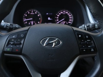 Hyundai Tucson III SUV 1.6 GDI 132KM 2017 Hyundai Tucson 1.6 GDI, Navi, Klima, Klimatronic, zdjęcie 17