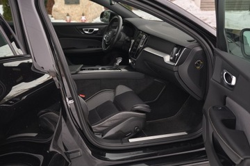 Volvo S60 II Sedan Facelifting 2.0 T4 DRIVE-E 190KM 2019 R-DESIGN__ 5 SZTUK W OFERCIE, zdjęcie 22