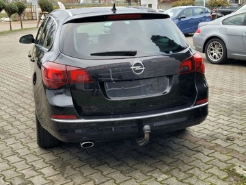 Opel Astra J Sports Tourer Facelifting 2.0 CDTI ECOTEC 165KM 2014 Opel Astra 2.0.164KM. 2.0 Diesel 164KM, zdjęcie 4