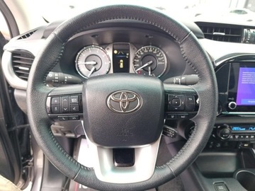 Toyota Hilux VIII Podwójna kabina Facelifting 2.8 D-4D 204KM 2024 Toyota Hilux 2.8 D-4D mHEV Double Cab Executive 4x, zdjęcie 31