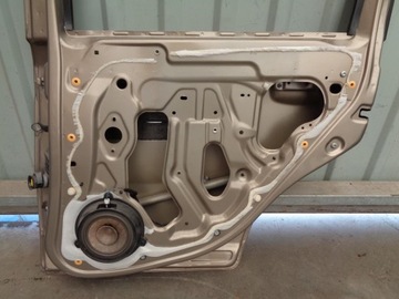 DVEŘE BOČNÍ FIAT PANDA 2 II 2003-2012R. PRAVÉ ZADNÍ KÓD 633