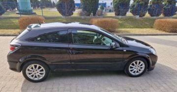 Opel Astra H Hatchback 5d 1.4 TWINPORT ecoFLEX 90KM 2005 Opel Astra Opel Astra 1.4 Edition Plus 1.4 Benzyna 90KM, zdjęcie 6