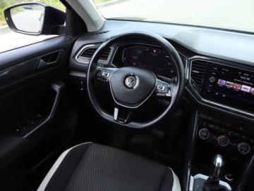 Volkswagen T-Roc I SUV 2.0 TSI 190KM 2019 VW T-Roc 2.0 TSI 4Motion, Salon Polska, 4X4, zdjęcie 6