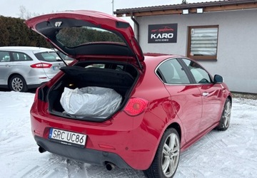Alfa Romeo Giulietta Nuova II Hatchback 5d 2.0 JTD 16v 170KM 2012 Alfa Romeo Giulietta 2012 r. 2.0 Diesel 170KM, zdjęcie 16