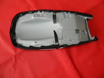 Чехол на сиденье CZ 350 472 золото кедра и нитки