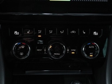 Skoda Superb III Kombi Facelifting 1.5 TSI 150KM 2022 Skoda Superb Combi rata brutto od 1 781 zł / m-c |, zdjęcie 21