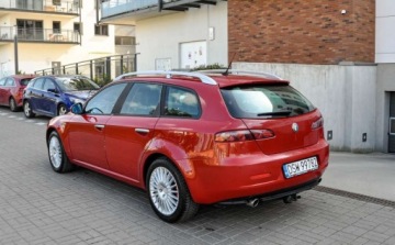 Alfa Romeo 159 Sportwagon 2.4 JTDM 20v 200KM 2006 Alfa Romeo 159 2,4JTDM (200KM) Skory 2.4 Diesel 200KM, zdjęcie 2