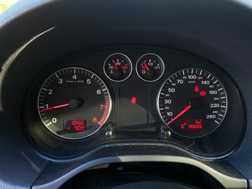 Audi A3 8P Hatchback 3d 1.6 102KM 2007 Audi A3 Attraction 1.6 Benzyna, zdjęcie 11