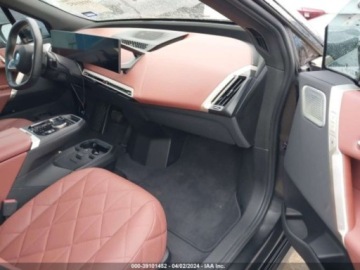 BMW 2023 BMW iX M60, 2023r., 4x4, zdjęcie 8