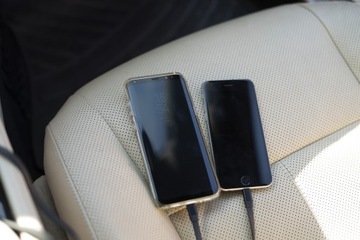 SZYBKA ŁADOWARKA 2x QUICK CHARGE 3.0