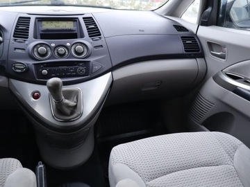 Mitsubishi Grandis 2.4 i 16V MIVEC 165KM 2005 Mitsubishi Grandis 2.4, GAZ, Klima, Klimatronic, zdjęcie 7