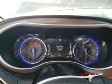 Chrysler Pacifica II 2021 Chrysler Pacifica 2021, 3,6L, od ubezpieczalni 3.6 Benzyna 287KM, zdjęcie 6