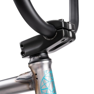 Велосипед BMX WTP Justice — черный/Raw Fade, 20,75 дюйма