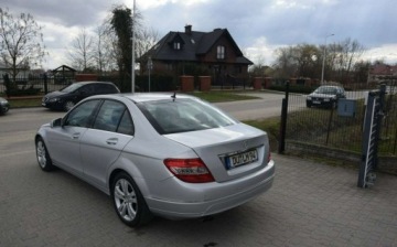 Mercedes Klasa C W204 Limuzyna 1.8 180 K 156KM 2008 Mercedes-Benz Klasa C 1.8B Kompresor 100 TYS KM Super Stan Sprowadzony Opl, zdjęcie 8
