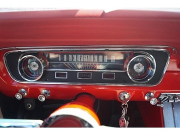 Ford Mustang I 1965 AUTOMAT, Odrestaurowany, Radio ze zmieniarką, zdjęcie 15