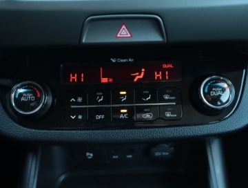 Kia Sportage III SUV Facelifting 1.7 CRDi 115KM 2014 Kia Sportage 1.7 CRDi, Klima, Klimatronic, zdjęcie 12