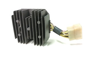 РЕГУЛЯТОР НАПРЯЖЕНИЯ KAWASAKI HONDA YAMAHA SH532-12