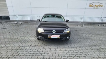 Volkswagen Jetta VI Sedan 1.6 TDI CR DPF 105KM 2013 Volkswagen Jetta 1.6TDI Serwis Oryginal 211Tkm..., zdjęcie 18