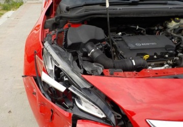 Opel Astra J GTC 1.4 Turbo ECOTEC 120KM 2013 Opel Astra Okazja 1.4 Benzyna 120KM, zdjęcie 5