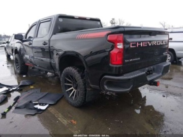 Chevrolet Silverado II 2020 Chevrolet Silverado Short Bed Custom Trail Boss 2020 4.3 Benzyna 285KM, zdjęcie 3